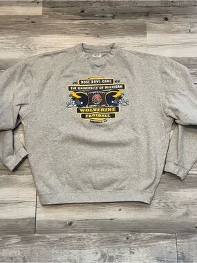 Vintage 2007 University of Michigan Wolverines Rose Bowl Football Crewneck